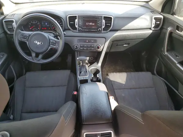 KNDPMCAC7H7063919 2017 KIA SPORTAGE - Image 8