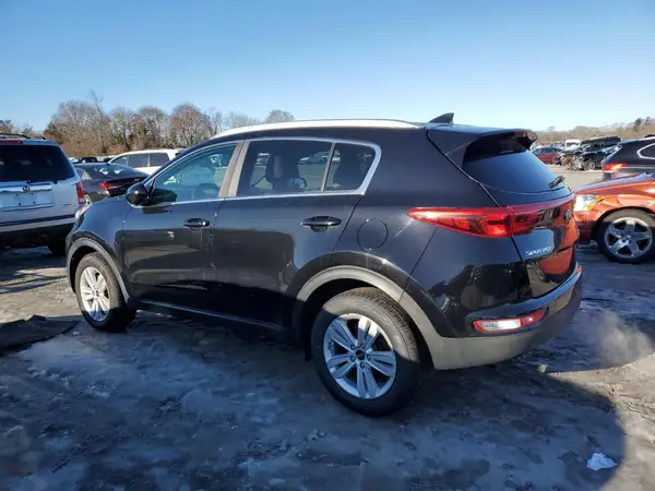 KNDPMCAC7H7085550 2017 KIA SPORTAGE - Image 2