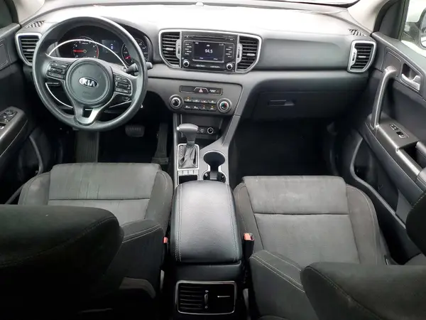KNDPMCAC7H7086276 2017 KIA SPORTAGE - Image 8