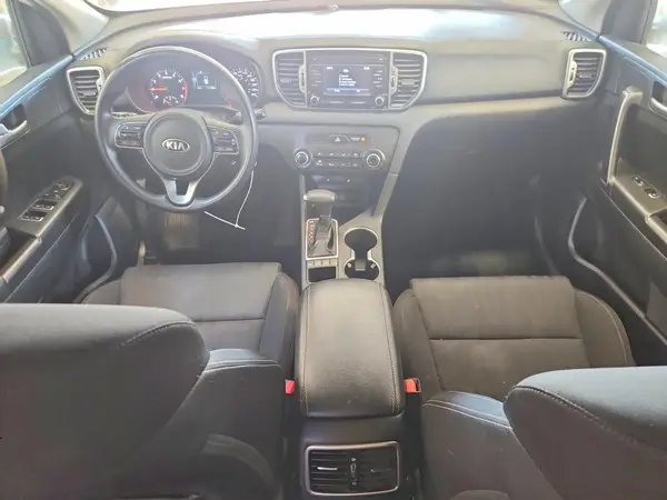 KNDPMCAC7H7088366 2017 KIA SPORTAGE - Image 8