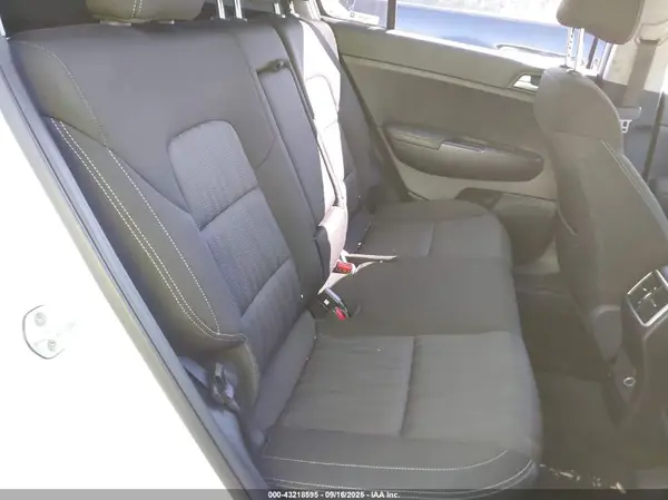 KNDPMCAC7H7096192 2017 KIA SPORTAGE - Image 8