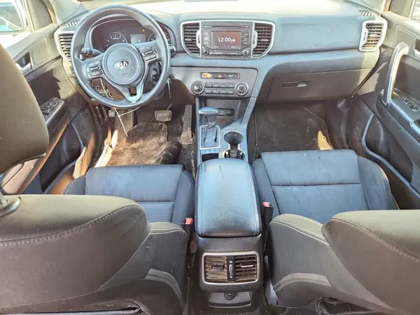 KNDPMCAC7H7111970 2017 KIA SPORTAGE - Image 8