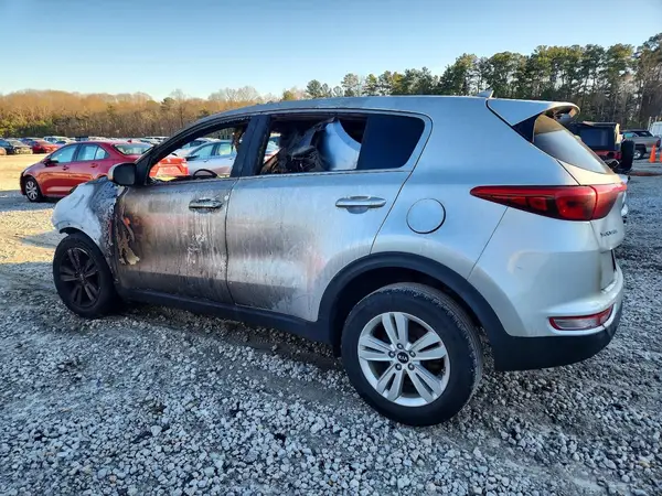 KNDPMCAC7H7112536 2017 KIA SPORTAGE - Image 2