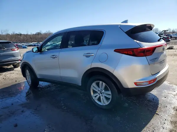 KNDPMCAC7H7116215 2017 KIA SPORTAGE - Image 2
