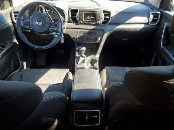 KNDPMCAC7H7116215 2017 KIA SPORTAGE - Image 8