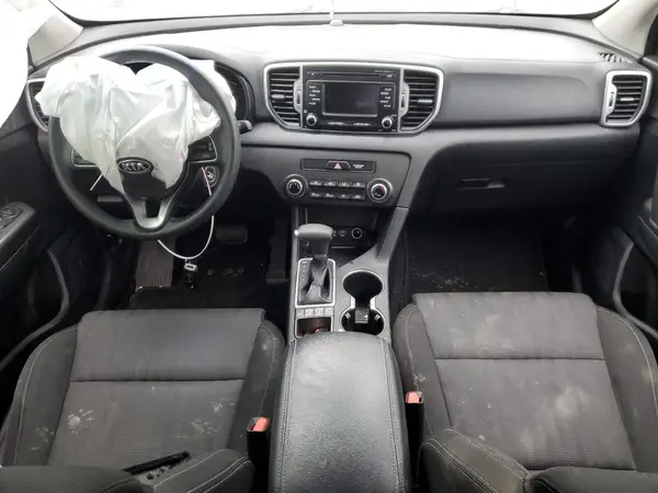 KNDPMCAC7H7120670 2017 KIA SPORTAGE - Image 8