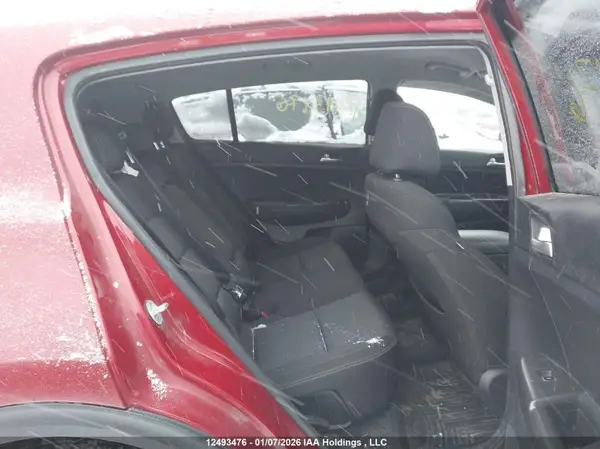 KNDPMCAC7H7132768 2017 KIA SPORTAGE - Image 8