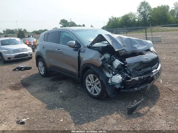 KNDPMCAC7H7137601 2017 KIA SPORTAGE - Image 1