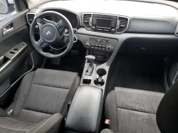 KNDPMCAC7H7141342 2017 KIA SPORTAGE - Image 8