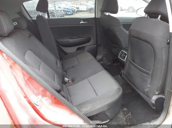 KNDPMCAC7H7153099 2017 KIA SPORTAGE - Image 8