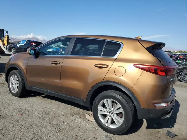 KNDPMCAC7H7167603 2017 KIA SPORTAGE - Image 2