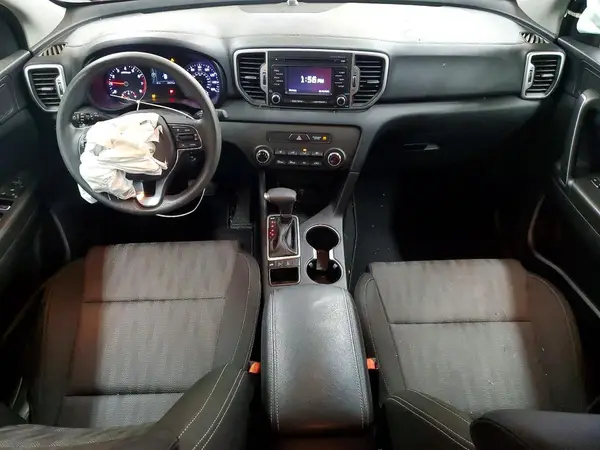 KNDPMCAC7H7218386 2017 KIA SPORTAGE - Image 8