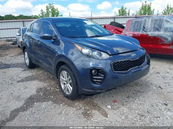 KNDPMCAC7H7235656 2017 KIA SPORTAGE - Image 1