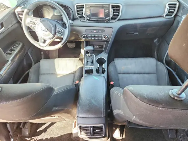 KNDPMCAC7H7238511 2017 KIA SPORTAGE - Image 8