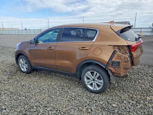 KNDPMCAC7H7242980 2017 KIA SPORTAGE - Image 2