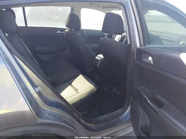 KNDPMCAC7H7265367 2017 KIA SPORTAGE - Image 8