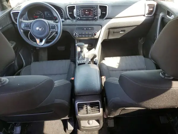 KNDPMCAC7H7269645 2017 KIA SPORTAGE - Image 8