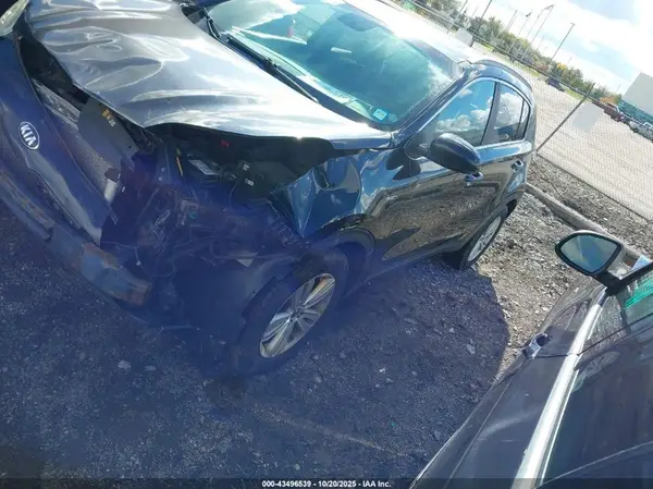 KNDPMCAC7H7270259 2017 KIA SPORTAGE - Image 2