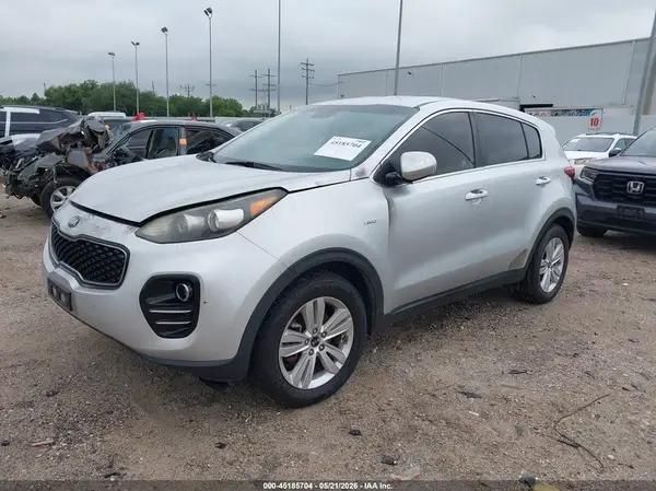 KNDPMCAC7H7270357 2017 KIA SPORTAGE - Image 2