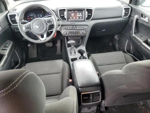 KNDPMCAC7H7274294 2017 KIA SPORTAGE - Image 8