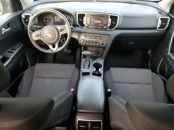 KNDPMCAC7H7276210 2017 KIA SPORTAGE - Image 8