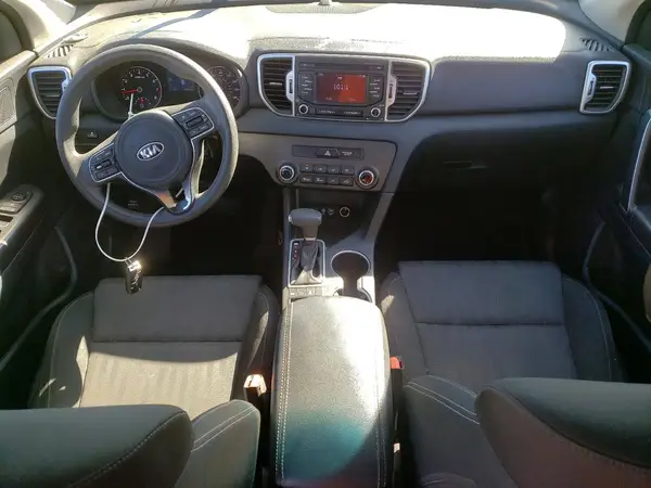 KNDPMCAC7H7276711 2017 KIA SPORTAGE - Image 8