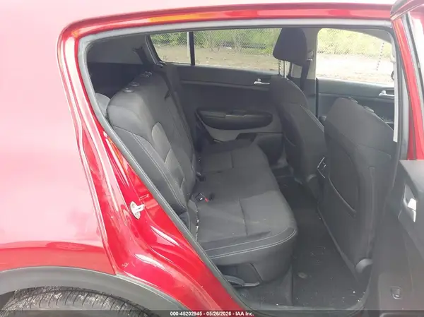 KNDPMCAC7H7296098 2017 KIA SPORTAGE - Image 8