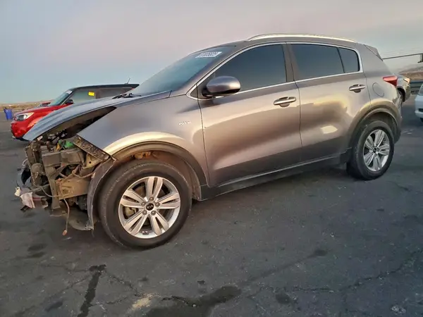 KNDPMCAC7J7319367 2018 KIA SPORTAGE - Image 1