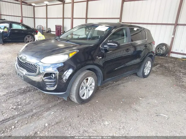 KNDPMCAC7J7331163 2018 KIA SPORTAGE - Image 2