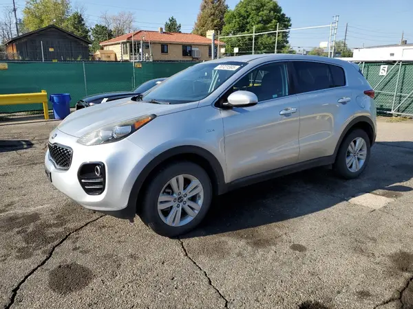 KNDPMCAC7J7338596 2018 KIA SPORTAGE - Image 1