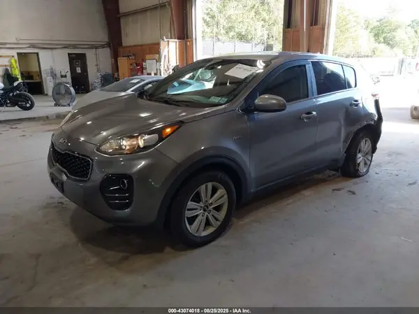 KNDPMCAC7J7346536 2018 KIA SPORTAGE - Image 2
