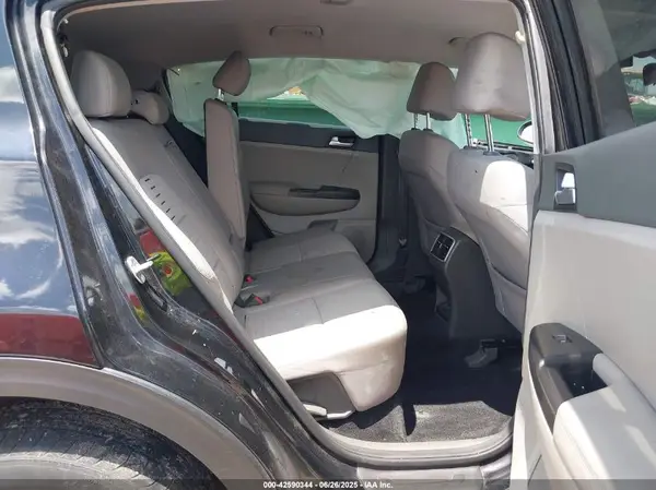 KNDPMCAC7J7351722 2018 KIA SPORTAGE - Image 8