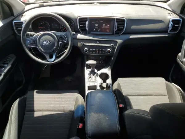 KNDPMCAC7J7363787 2018 KIA SPORTAGE - Image 8