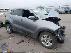 KNDPMCAC7J7366379 2018 KIA SPORTAGE