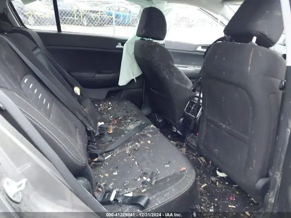 KNDPMCAC7J7366379 2018 KIA SPORTAGE - Image 8
