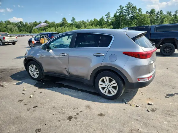 KNDPMCAC7J7378404 2018 KIA SPORTAGE - Image 2