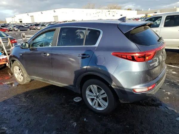 KNDPMCAC7J7378676 2018 KIA SPORTAGE - Image 2