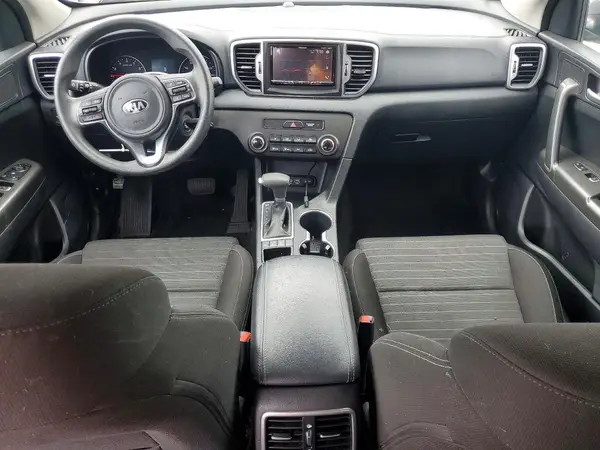 KNDPMCAC7J7382548 2018 KIA SPORTAGE - Image 8