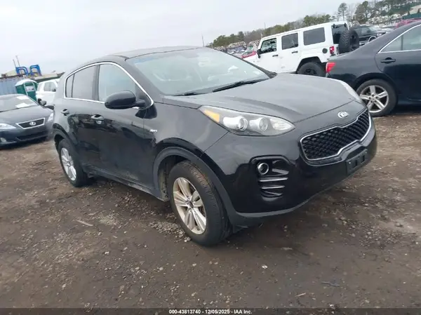 KNDPMCAC7J7390178 2018 KIA SPORTAGE - Image 1