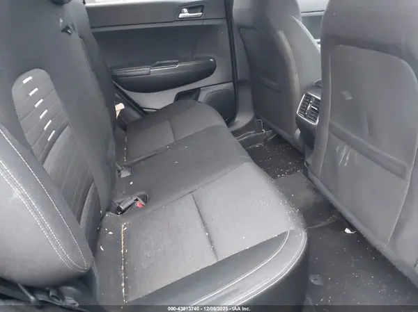 KNDPMCAC7J7390178 2018 KIA SPORTAGE - Image 8