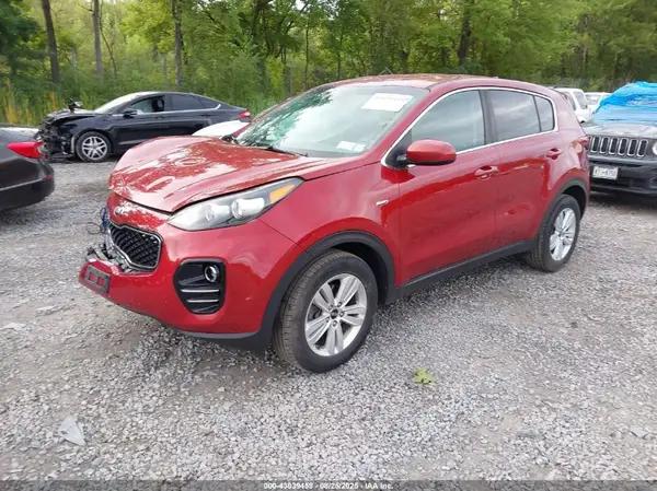 KNDPMCAC7J7393307 2018 KIA SPORTAGE - Image 2