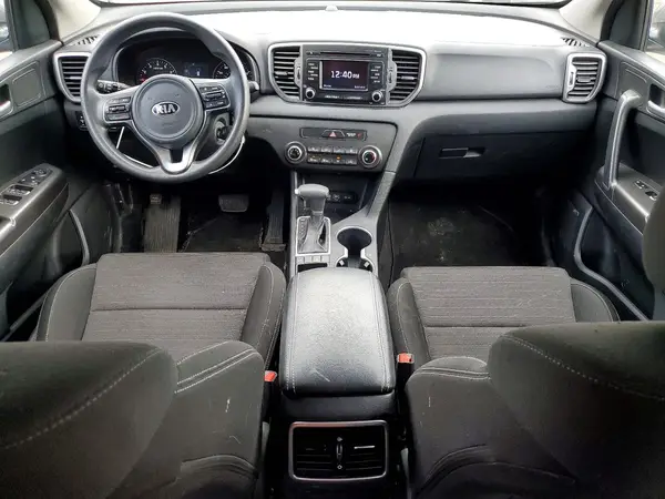 KNDPMCAC7J7424538 2018 KIA SPORTAGE - Image 8