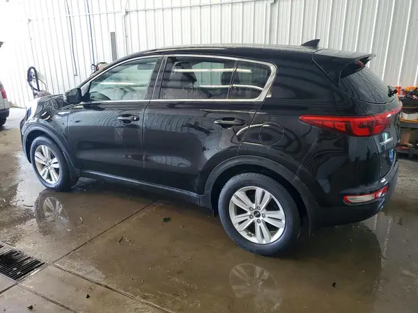 KNDPMCAC7J7447317 2018 KIA SPORTAGE - Image 2