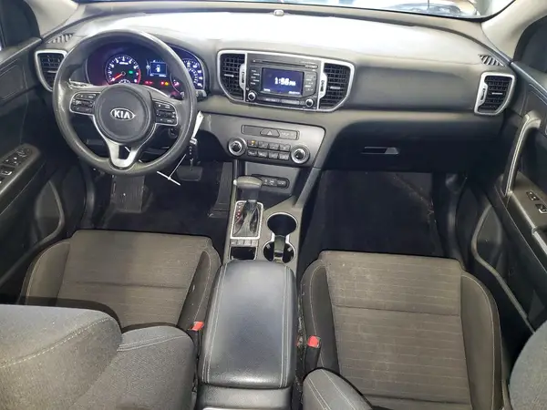 KNDPMCAC7J7447317 2018 KIA SPORTAGE - Image 8