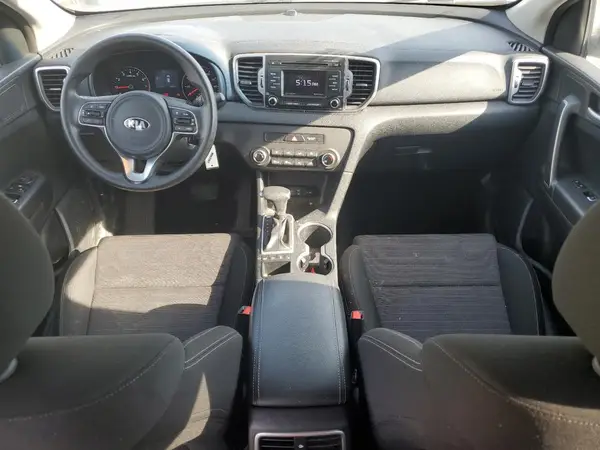 KNDPMCAC7J7448175 2018 KIA SPORTAGE - Image 8