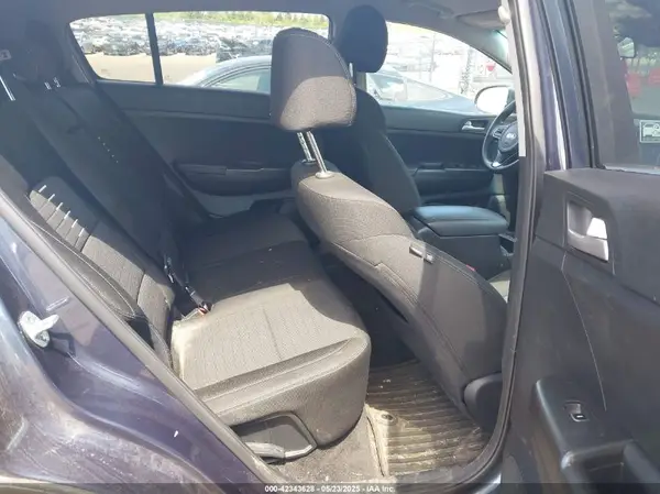 KNDPMCAC7J7448967 2018 KIA SPORTAGE - Image 8