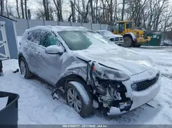 KNDPMCAC7J7449035 2018 KIA SPORTAGE