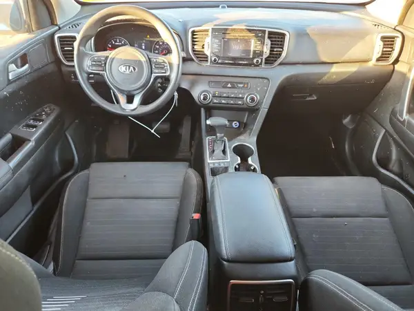 KNDPMCAC7J7449715 2018 KIA SPORTAGE - Image 8
