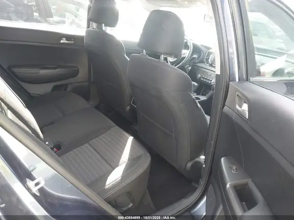KNDPMCAC7J7450153 2018 KIA SPORTAGE - Image 8
