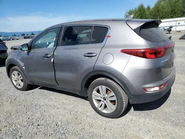 KNDPMCAC7J7455112 2018 KIA SPORTAGE - Image 2